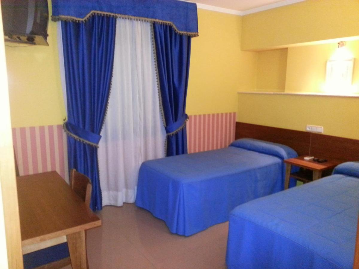Hostal Prickly Villacanas Екстериор снимка
